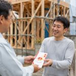 上棟式のお祝いは近所からいくら？相場・渡し方・のし袋の書き方を解説
